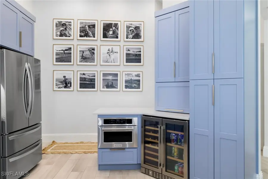 831 Sailaway Lane #202, Naples, FL 34108 - Image #2