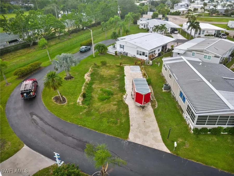 357 Mattie Avenue, Fort Myers, FL 33908 - Image #2