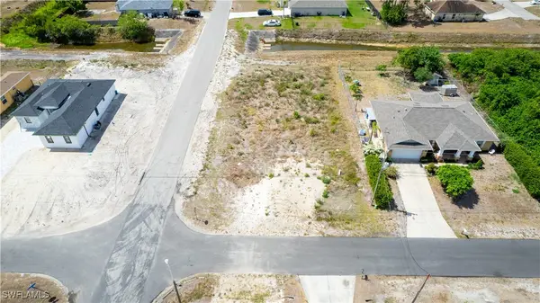2701 15th Street Sw, Lehigh Acres, FL 33976