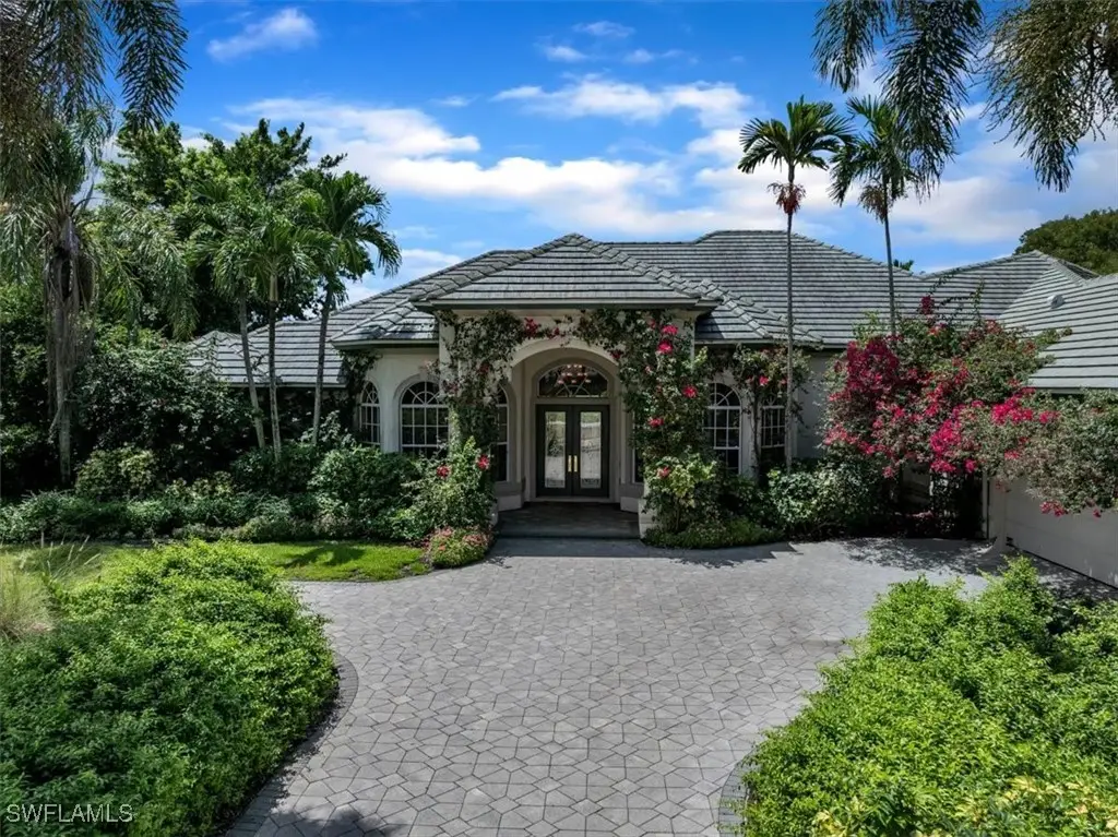 2339 Alexander Palm Drive, Naples, FL 34105 - Image #1