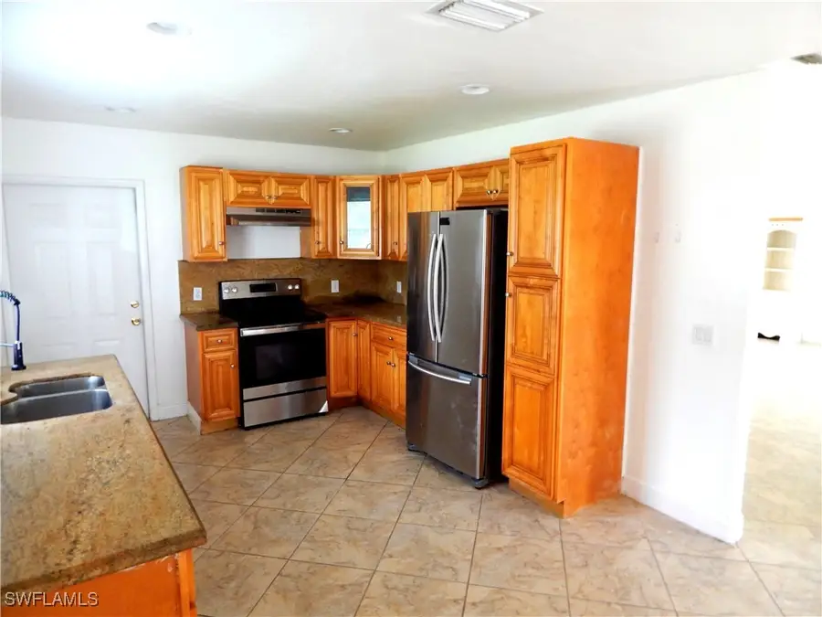 4090 32nd Avenue Se, Naples, FL 34117 - Image #3