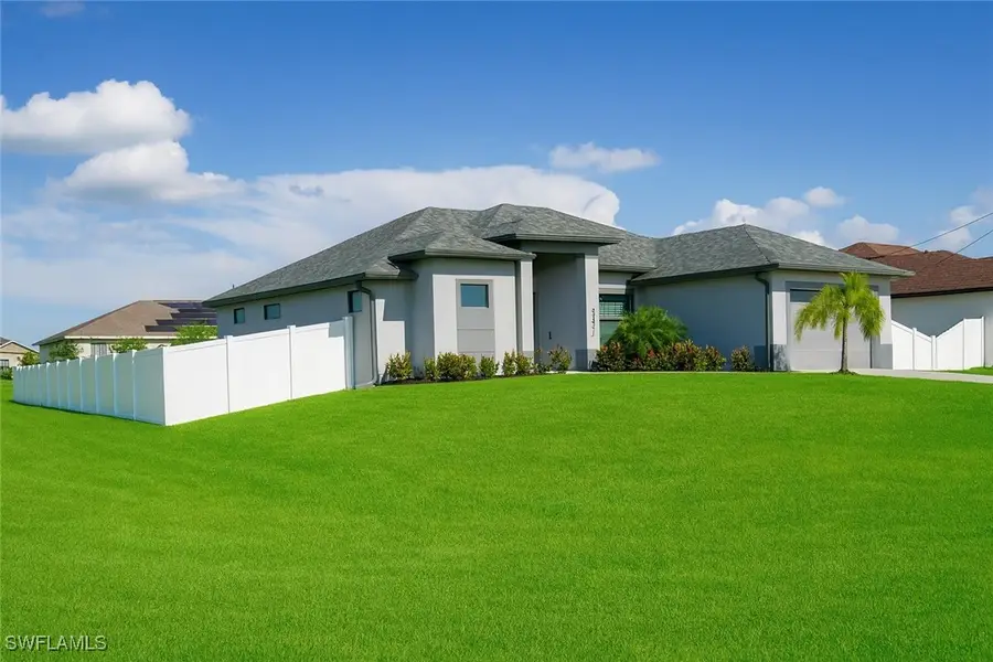 1137 NE 4 Avenue, Cape Coral, FL 33909 - Image #3