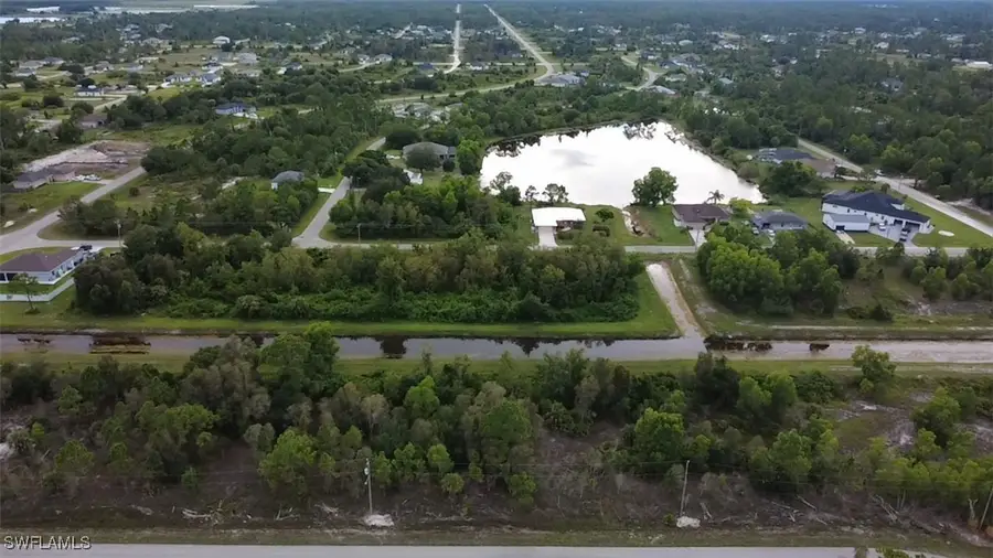 911 Foxdale Avenue, Lehigh Acres, FL 33974 - Image #2