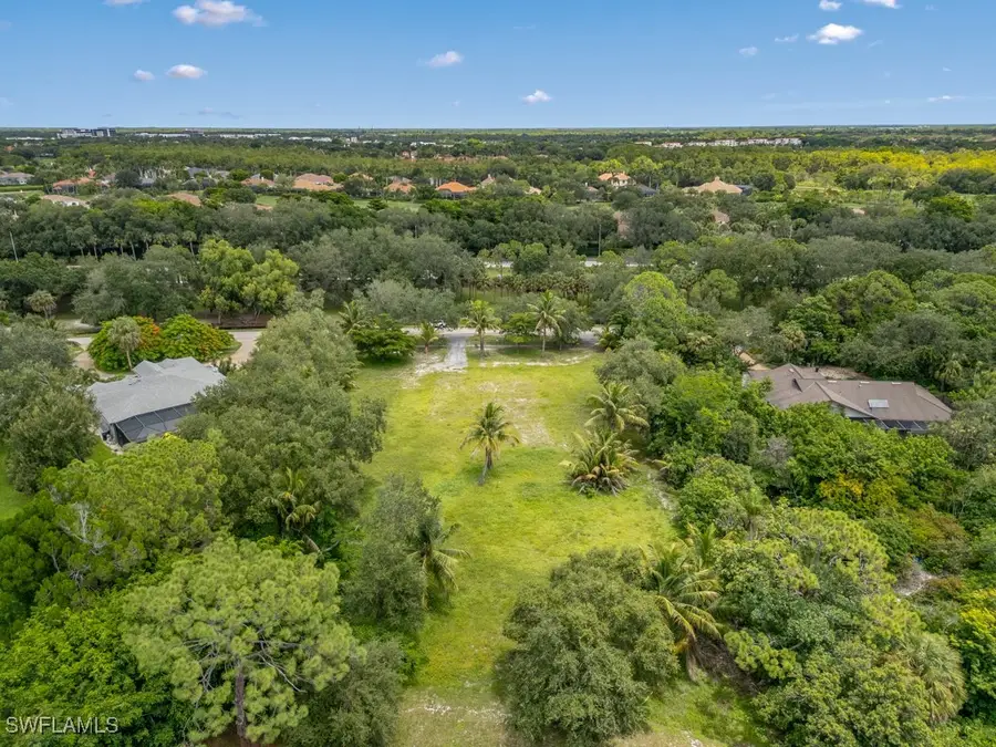 172 Hickory Road, Naples, FL 34108 - Image #3