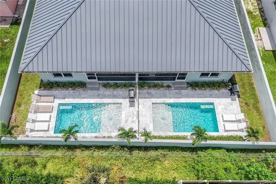 605/609 107th Avenue N, Naples, FL 34108 - Image #2