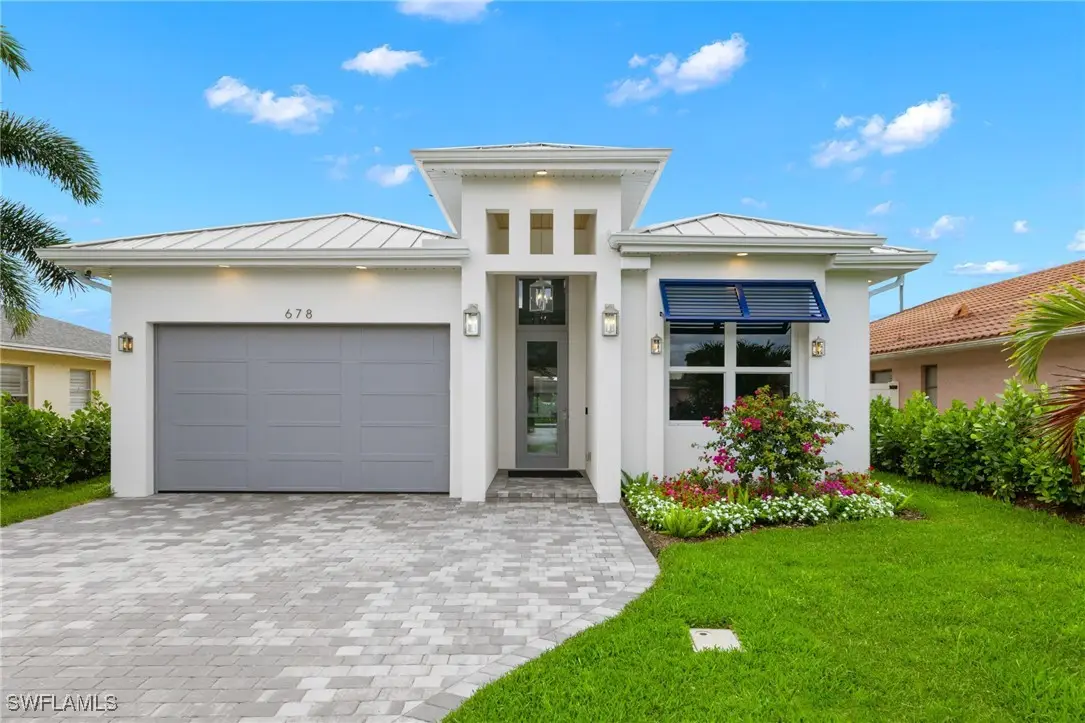 558 100th Avenue N, Naples, FL 34108 - Image #1
