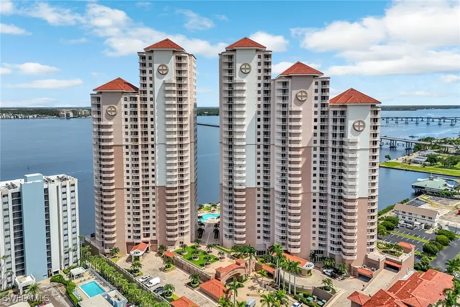 2090 W First Street #E2105, Fort Myers, FL 33901 - Image #2