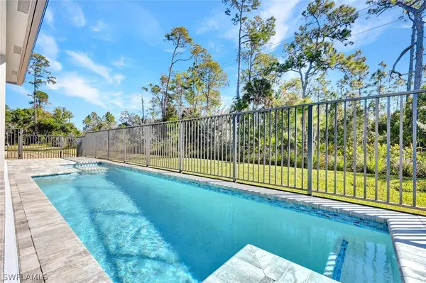 2440 Cambridge Way, Naples, FL 34112