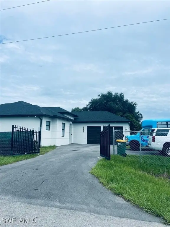 3111 Everglades Boulevard N, Naples, FL 34120