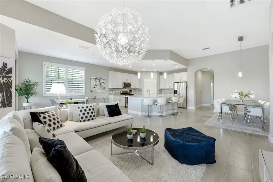 2185 Frangipani Circle #202, Naples, FL 34120 - Image #2