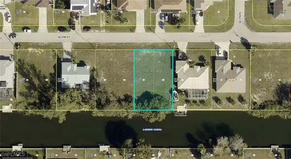 626 SE 4th Street, Cape Coral, FL 33990