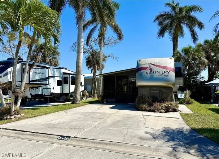 548 Cheetah Drive, Naples, FL 34114 - Image #2