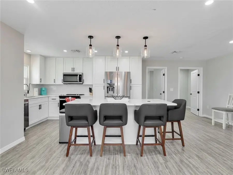 195 Hibiscus Drive, Fort Myers Beach, FL 33931 - Image #3