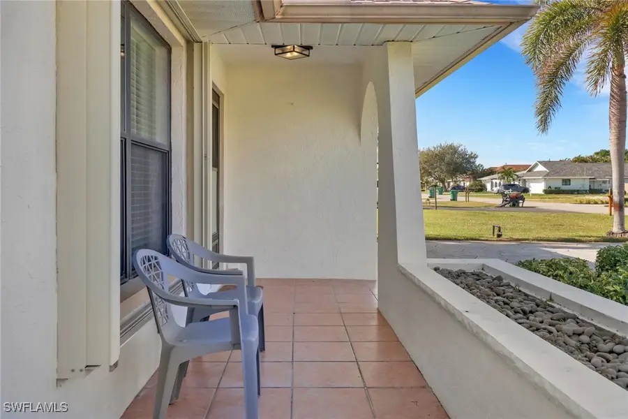 754 95th Avenue N, Naples, FL 34108 - Image #2