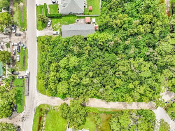 20190 Trailside Drive, Estero, FL 33928