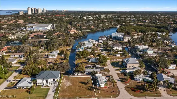 4460 Tarpon Avenue, Bonita Springs, FL 34134