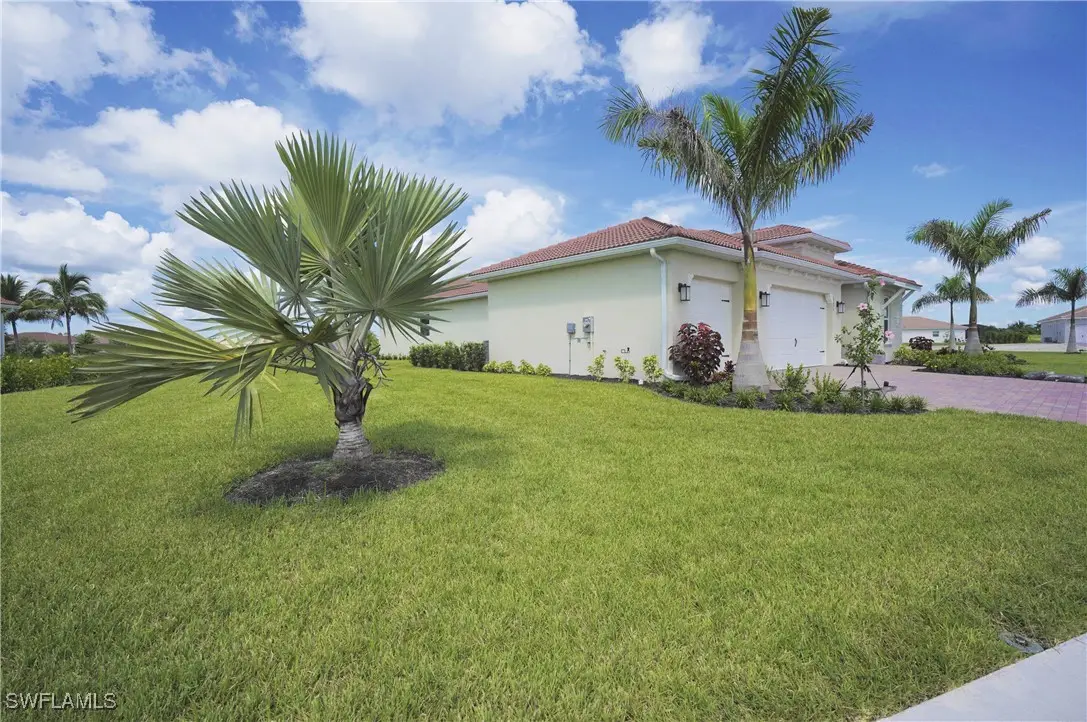 18698 Royal Hammock Boulevard, Naples, FL 34114 - Image #1