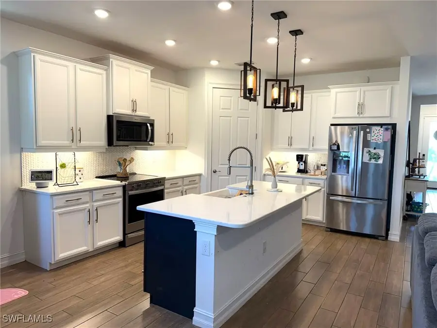 28032 Captiva Shell Loop, Bonita Springs, FL 34135 - Image #2