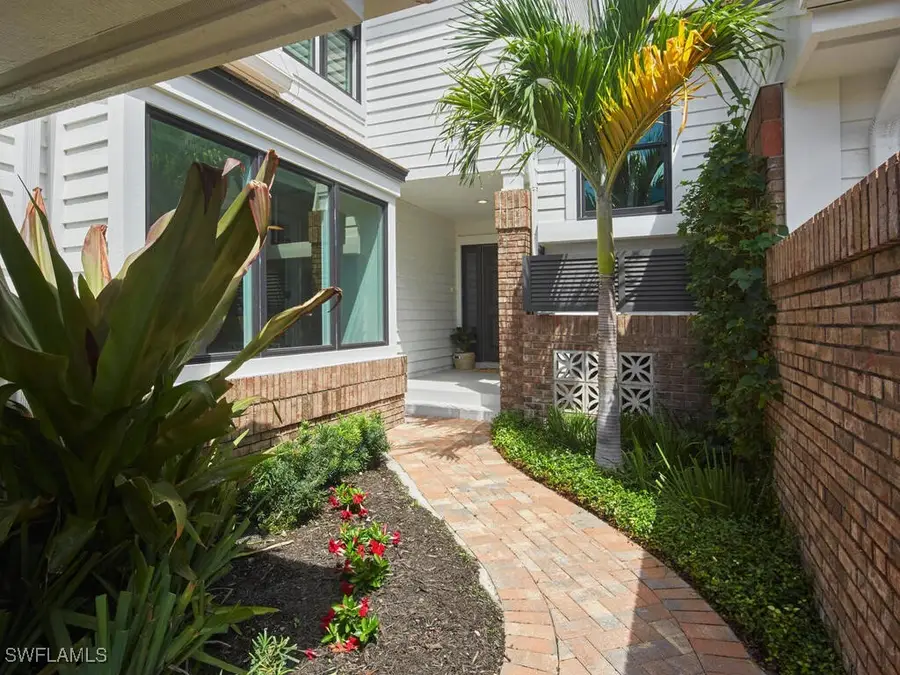 563 Park Shore Drive #G2, Naples, FL 34103 - Image #3