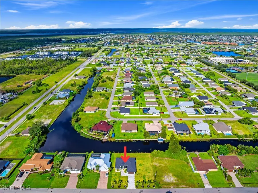 424 SW 26th Avenue, Cape Coral, FL 33991 - Image #2