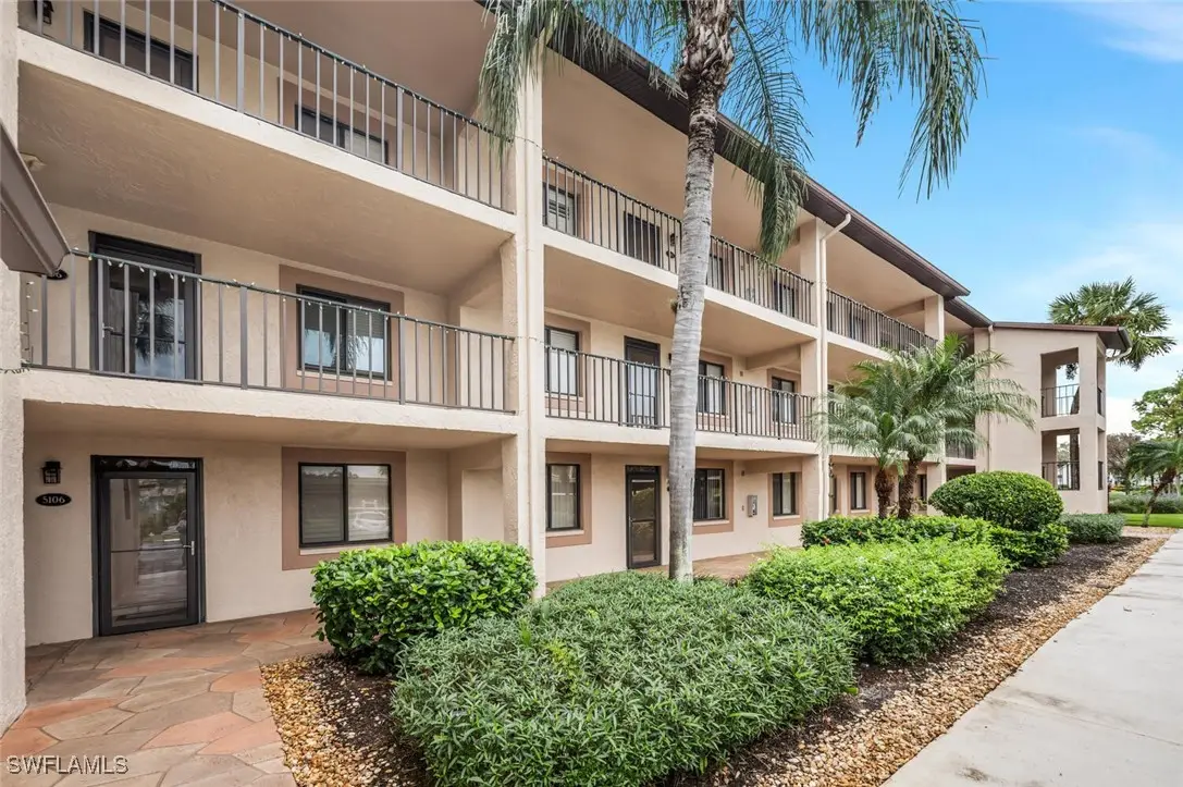 7300 Saint Ives Way #5208, Naples, FL 34104 - Image #1
