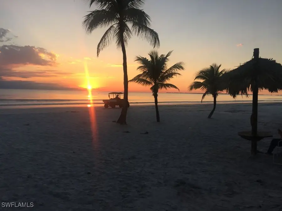 137 Pearl Street, Fort Myers Beach, FL 33931 - Image #2
