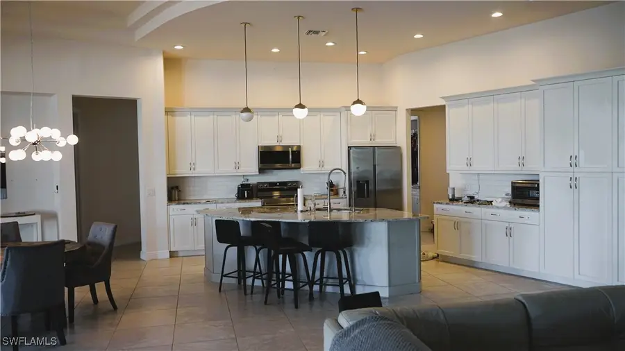 2123 SW 43rd Lane, Cape Coral, FL 33914 - Image #3