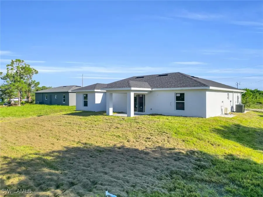 859 Chicago Street, Lehigh Acres, FL 33974 - #2