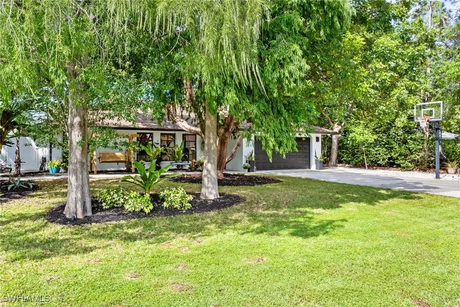 205 Madison Drive, Naples, FL 34110 - Image #2