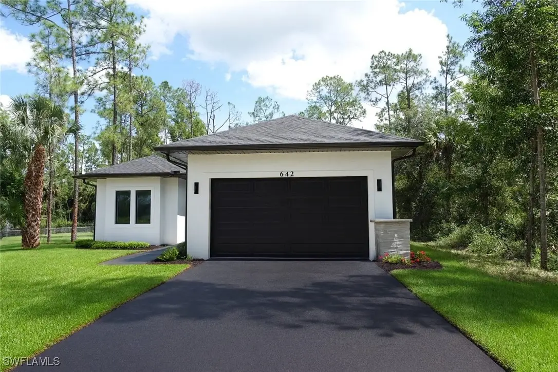 642 Everglades Boulevard S, Naples, FL 34117 - Image #1