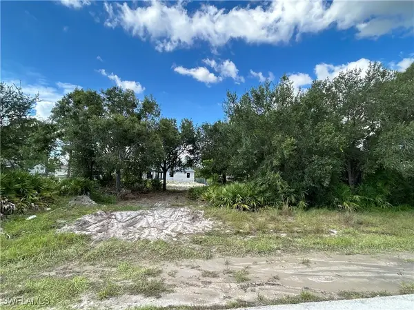 3414 5th Street Sw, Lehigh Acres, FL 33976