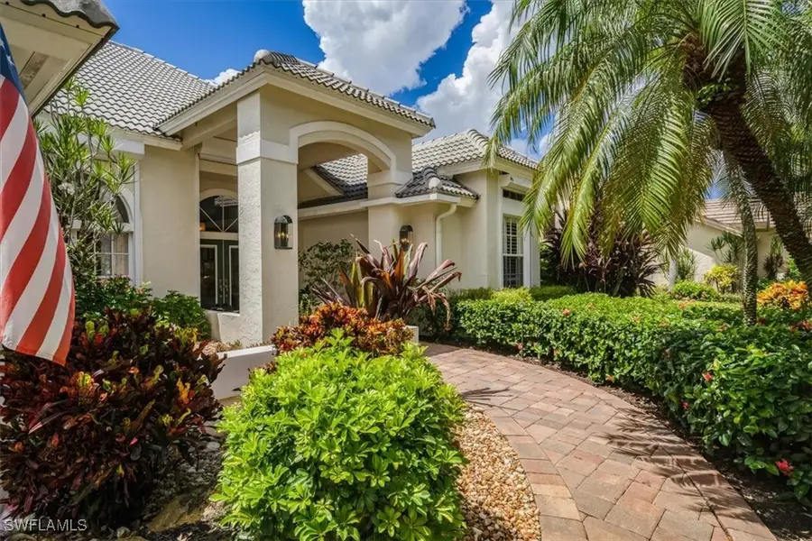 215 Monterey Drive, Naples, FL 34119 - Image #3