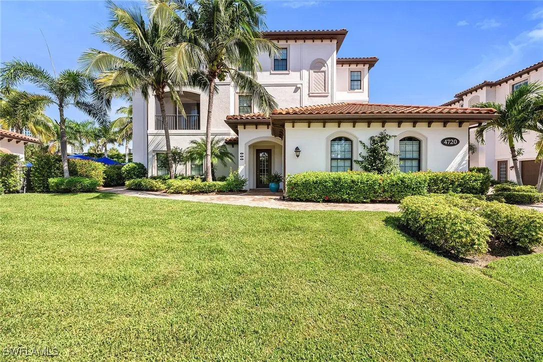 4720 Colony Villas Drive #902, Bonita Springs, FL 34134 - Image #1