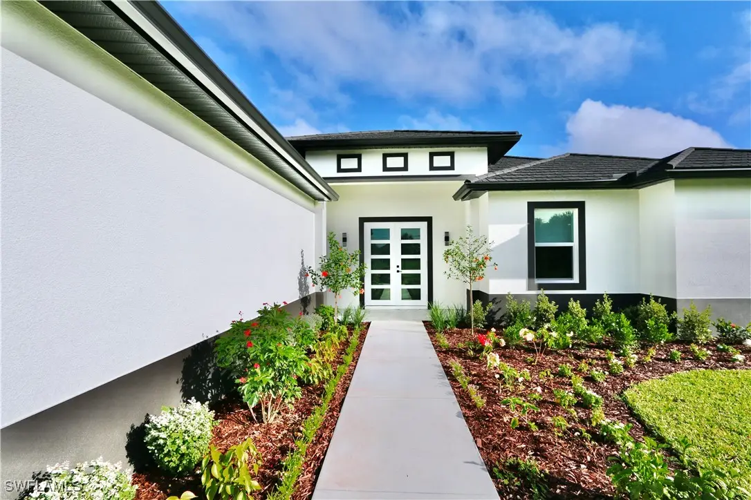 539 37th Avenue Nw, Naples, FL 34120 - Image #1