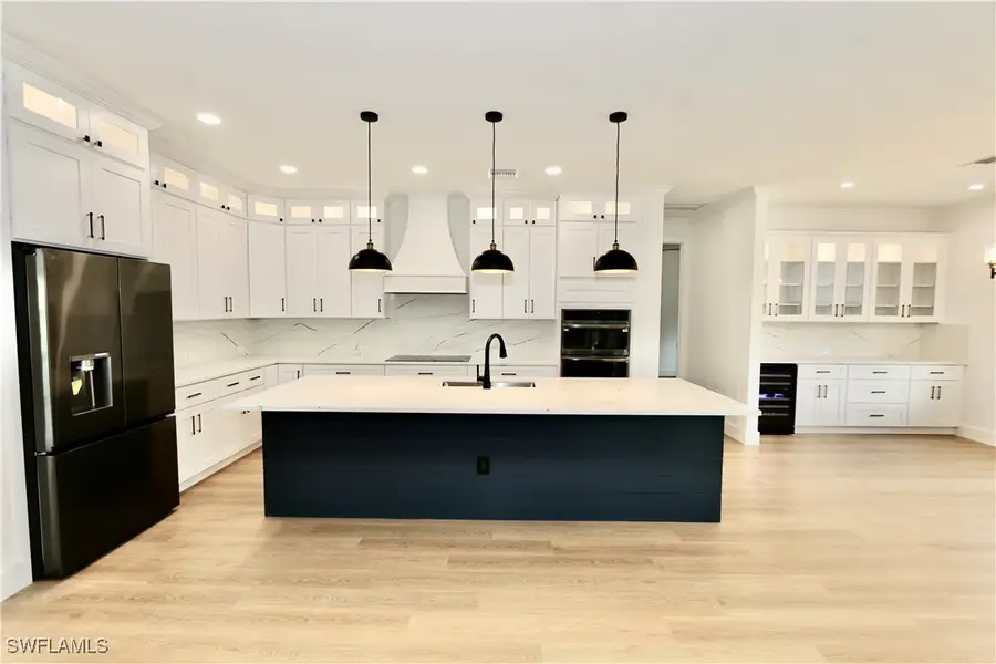 539 37th Avenue Nw, Naples, FL 34120 - Image #3