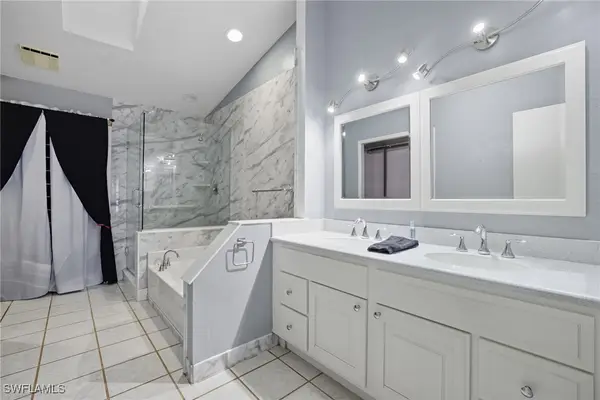 9783 Country Oaks Drive, Fort Myers, FL 33967