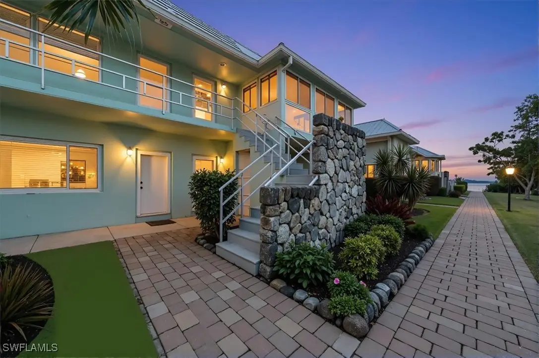 3225 E Riverside Drive #17A, Fort Myers, FL 33916 - Image #1