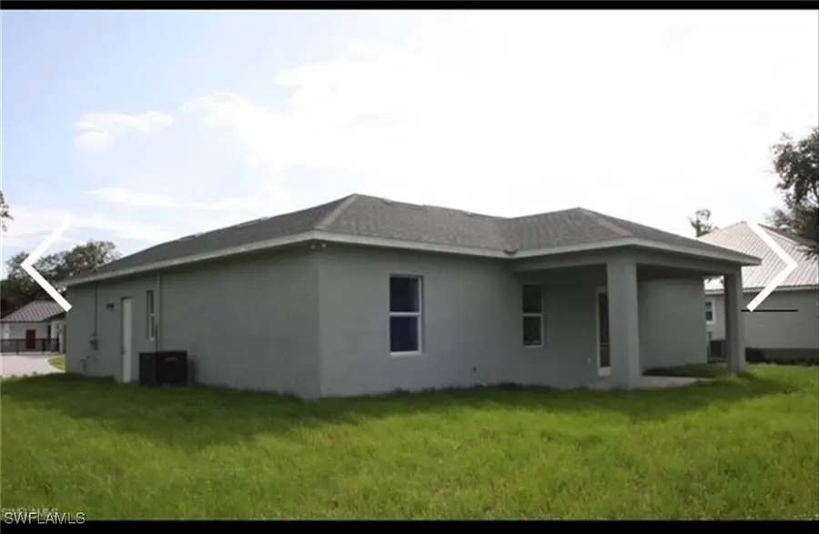 1042 N Bronze Court, Labelle, FL 33935 - Image #2