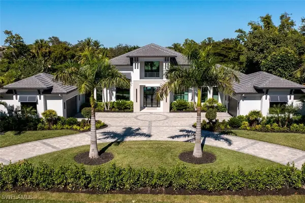 137 Tupelo Road, Naples, FL 34108