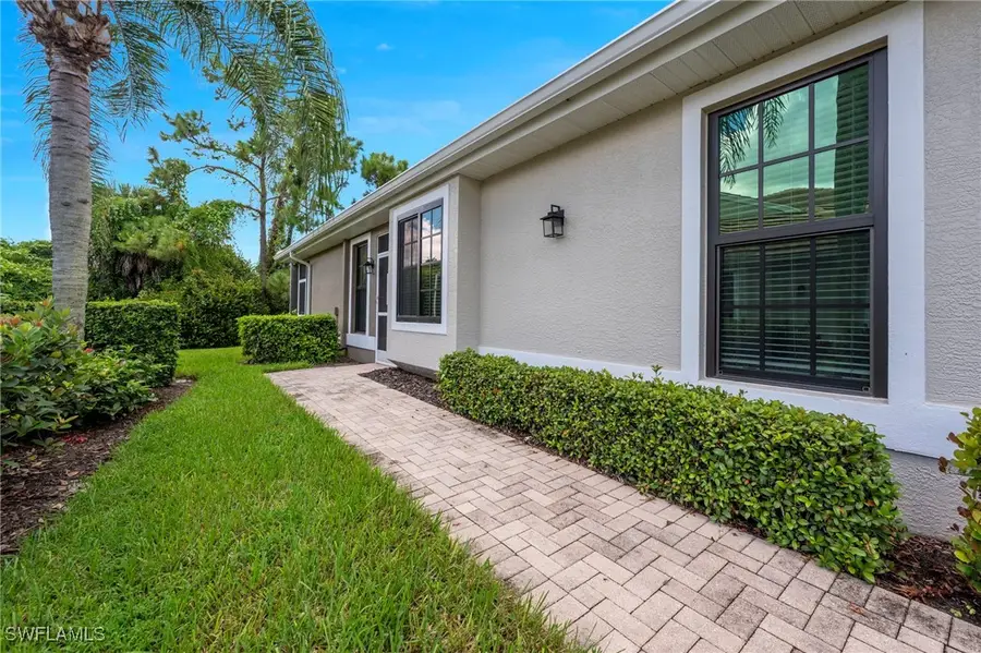7675 Meadow Lakes Drive #1201, Naples, FL 34104 - Image #3
