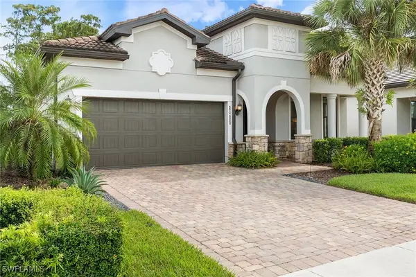 9406 Greyhawk Trail, Naples, FL 34120