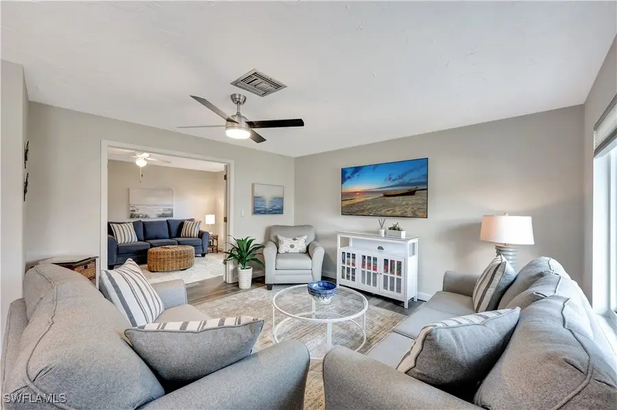 532 99th Avenue N, Naples, FL 34108 - Image #3