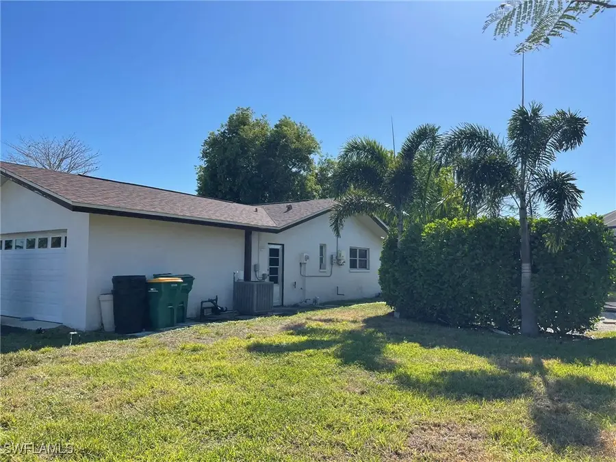 547 Eastwood Drive, Naples, FL 34110 - Image #2