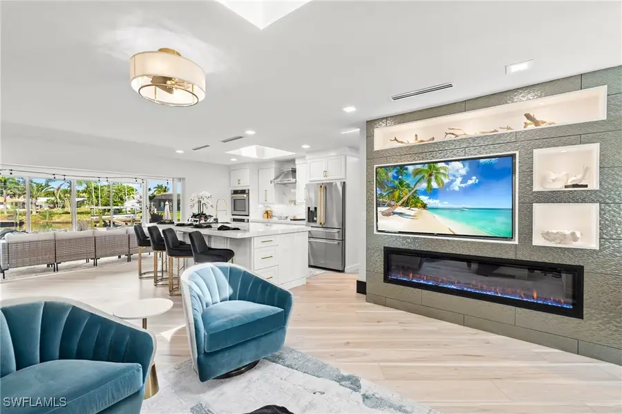 6212 Cocos Drive, Fort Myers, FL 33908 - Image #2