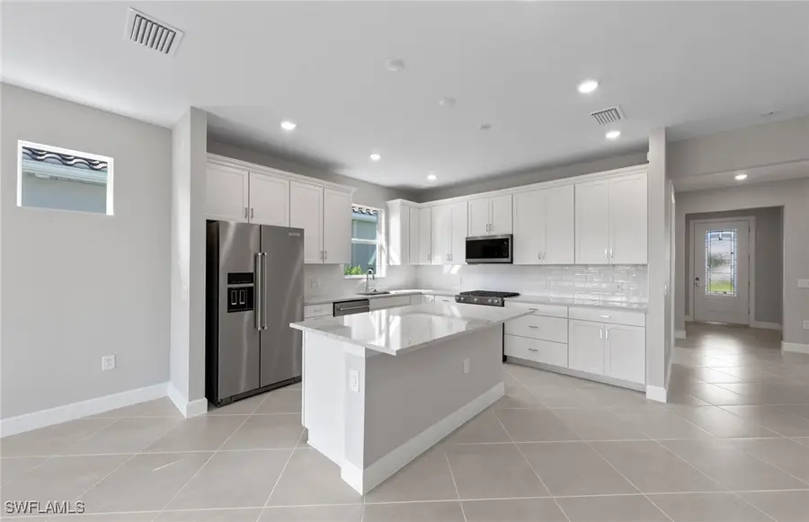 12401 Basalt Lane, Alva, FL 33920 - Image #2