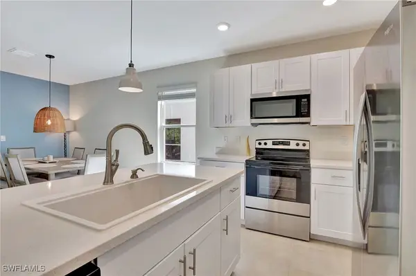 15489 Wildflower Circle, Naples, FL 34119