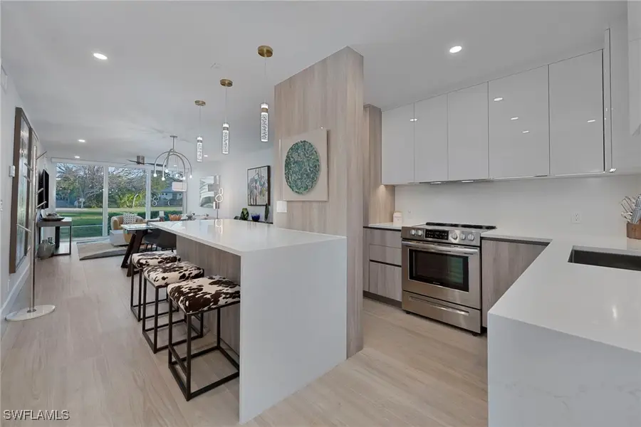 670 Broad Avenue S #J670, Naples, FL 34102 - Image #3