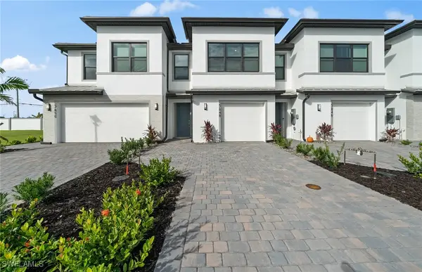 27848 Solis Grande Drive, Bonita Springs, FL 34135