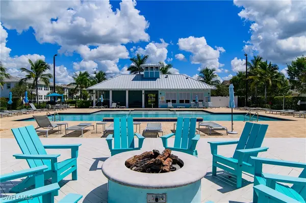 4705 Arboretum Circle #202, Naples, FL 34112