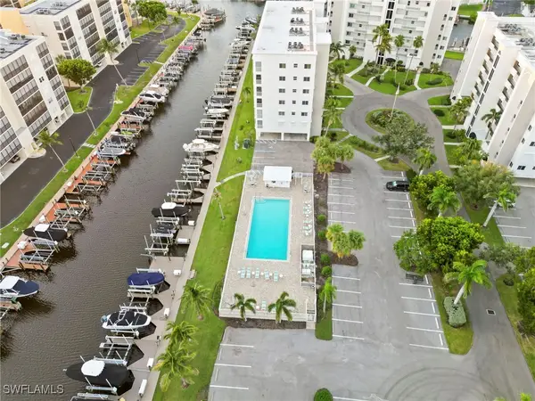 4331 Bay Beach Lane #353, Fort Myers Beach, FL 33931